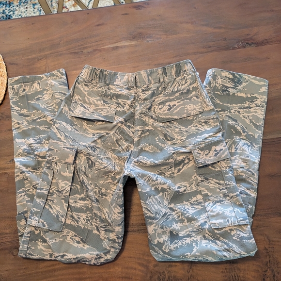 NWT U.S. Air Force Digital Camo Trouser, Size 36L - Picture 7 of 13